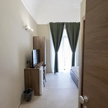 Bed & Breakfast Center 4*