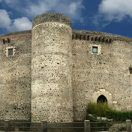 Panzió Center Catania